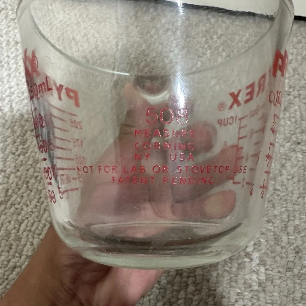 Pyrex this vintage